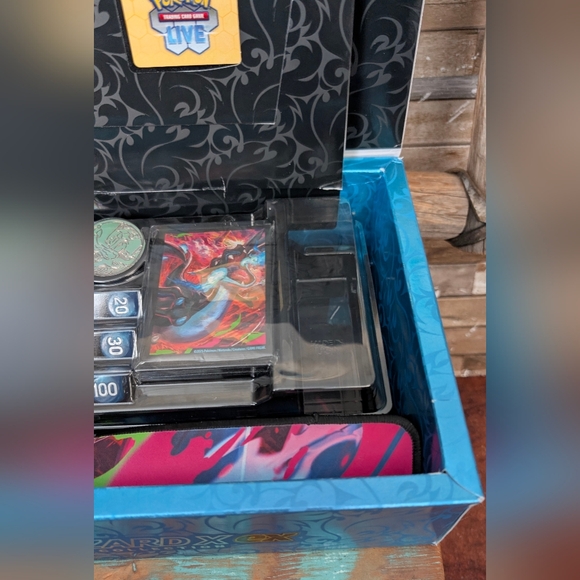 Mega Charizard X Ex Ultra Premium Collection W Promo Card #023 W Extra 3 Cards - Picture 4 of 15